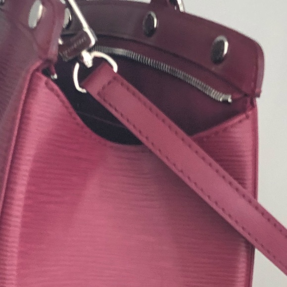 Louis Vuitton Epi Leather Brea MM Bag - Picture 3 of 8